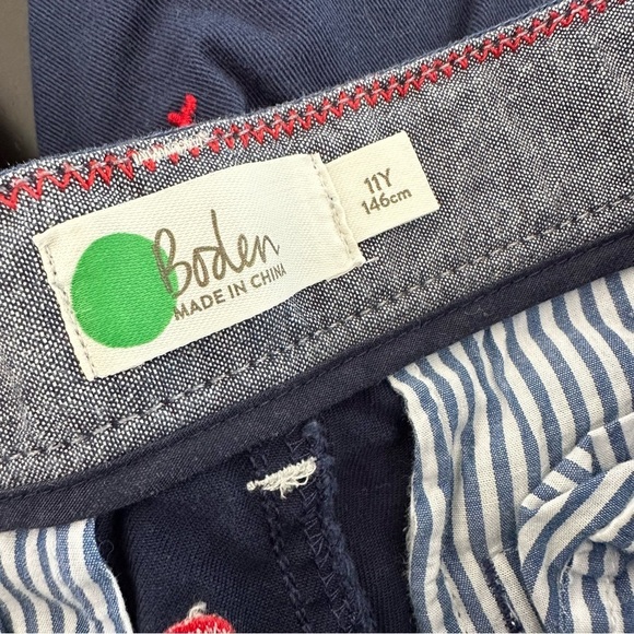 Bundle of 2 boys Boden skull embroidered short and Old navy cool human hoodie - Picture 5 of 8